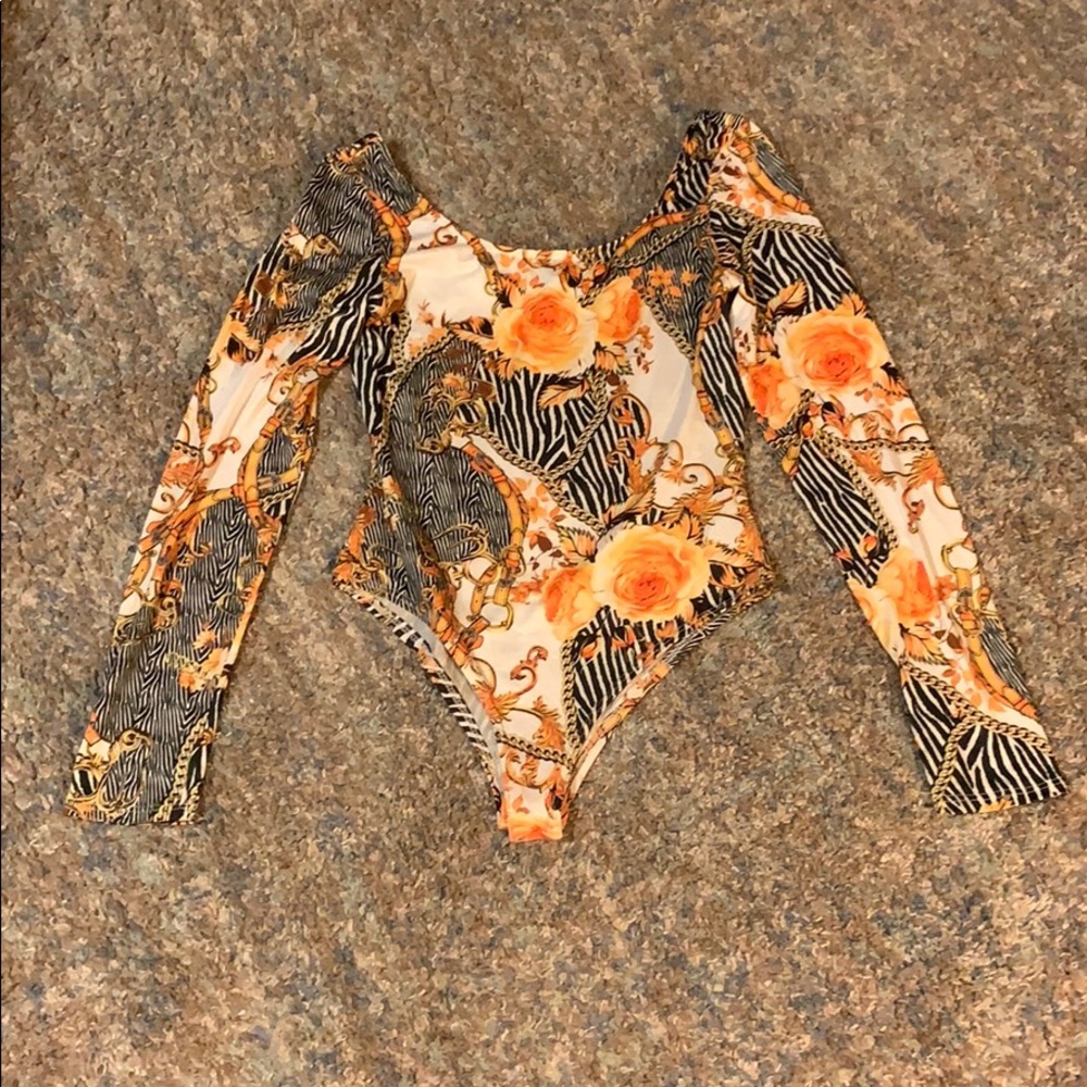 Patterned Bodysuit - Picture 4 of 4